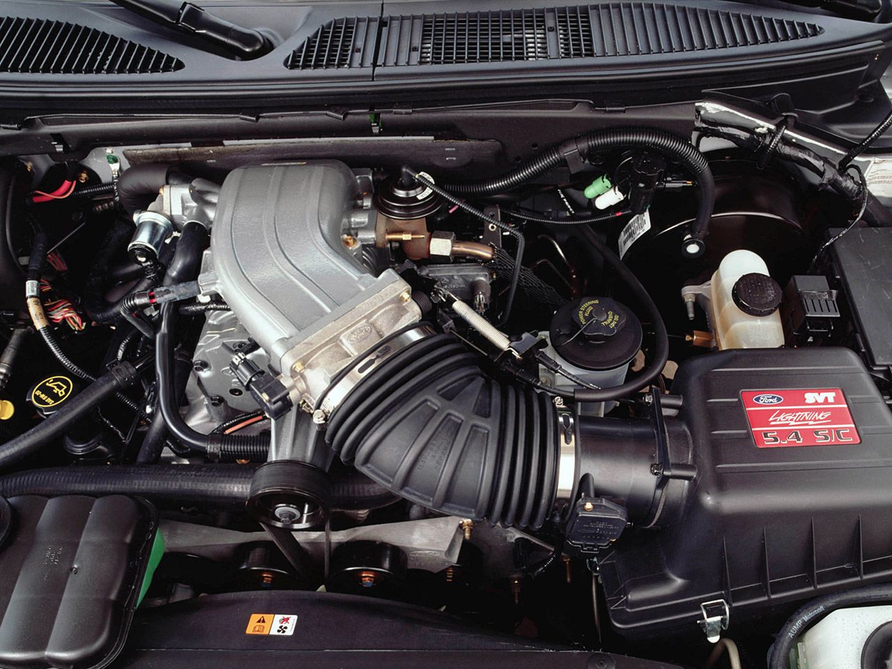 2004 Ford SVT F-150 Lightning - Engine - 1280x960 Wallpaper
