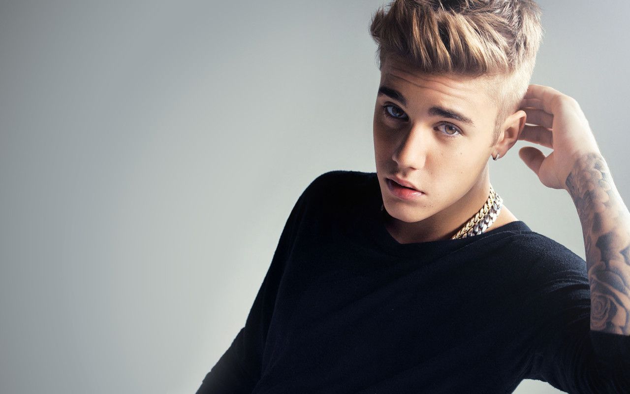 Justin Bieber 2015 Backgrounds