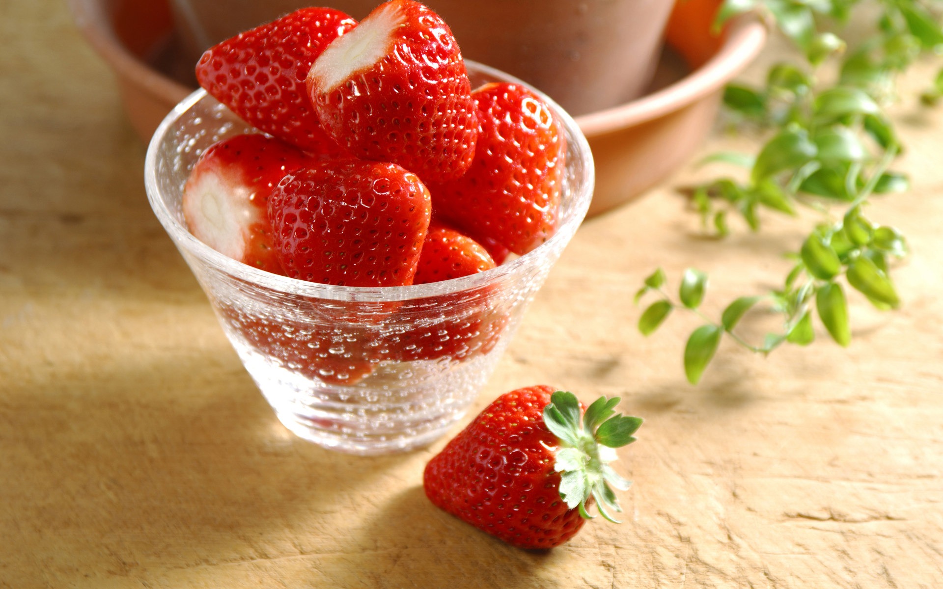 Strawberries Wallpaper HD