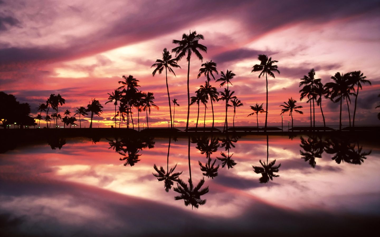 Sunset over the Ala Moana Beach Park, Honolulu, Oahu, Hawaii ...