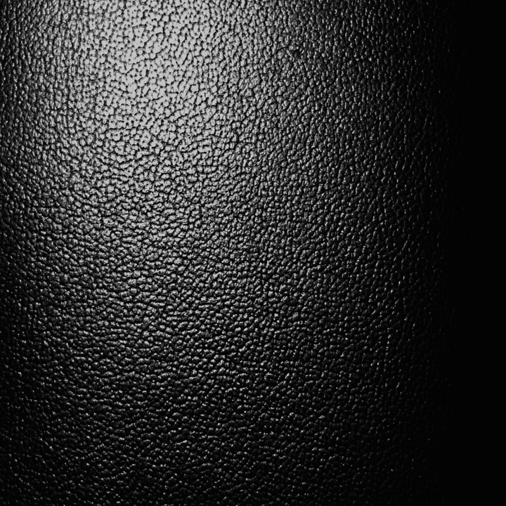Blackberry R10 Wallpapers Black leather