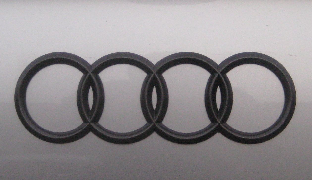 Custom Blackout Audi Trunk Emblem – My Gunmetal Trunk Rings — Car ...