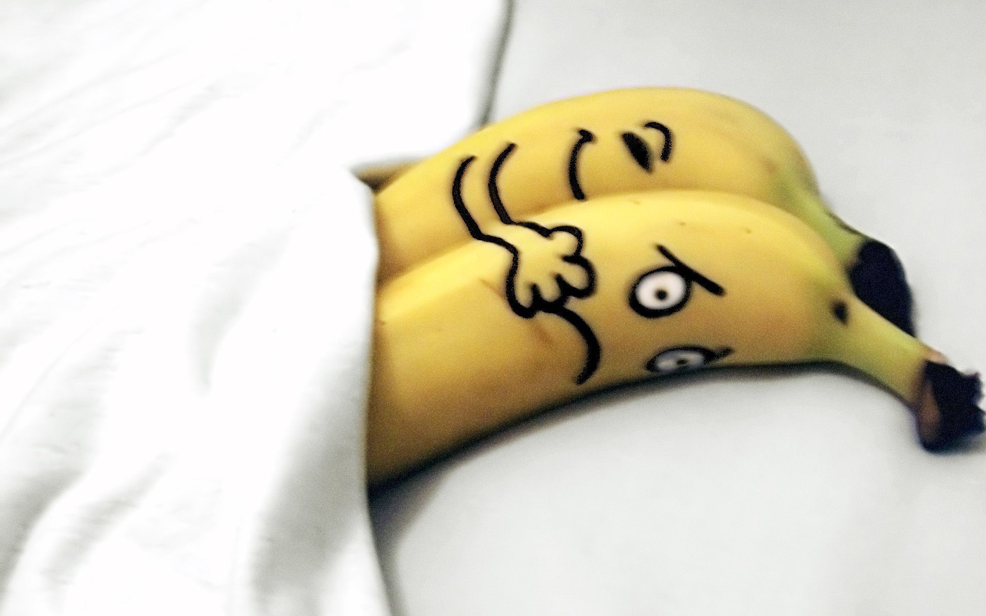 Banana Sick Funny Image Wallpaper High Resolution