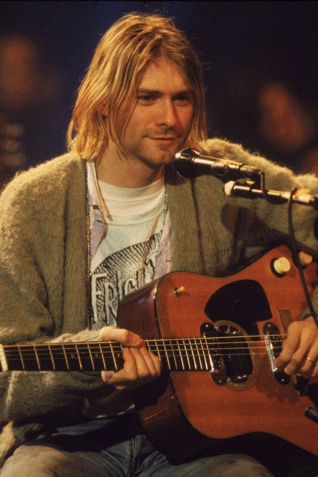Kurt cobain on stage wallpaper hd | imageinarts.com