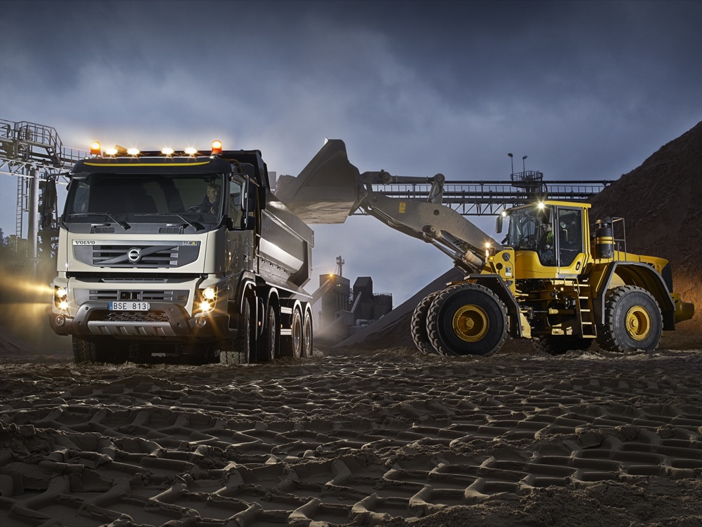 New Volvo FMX Truck Details and Photos Released