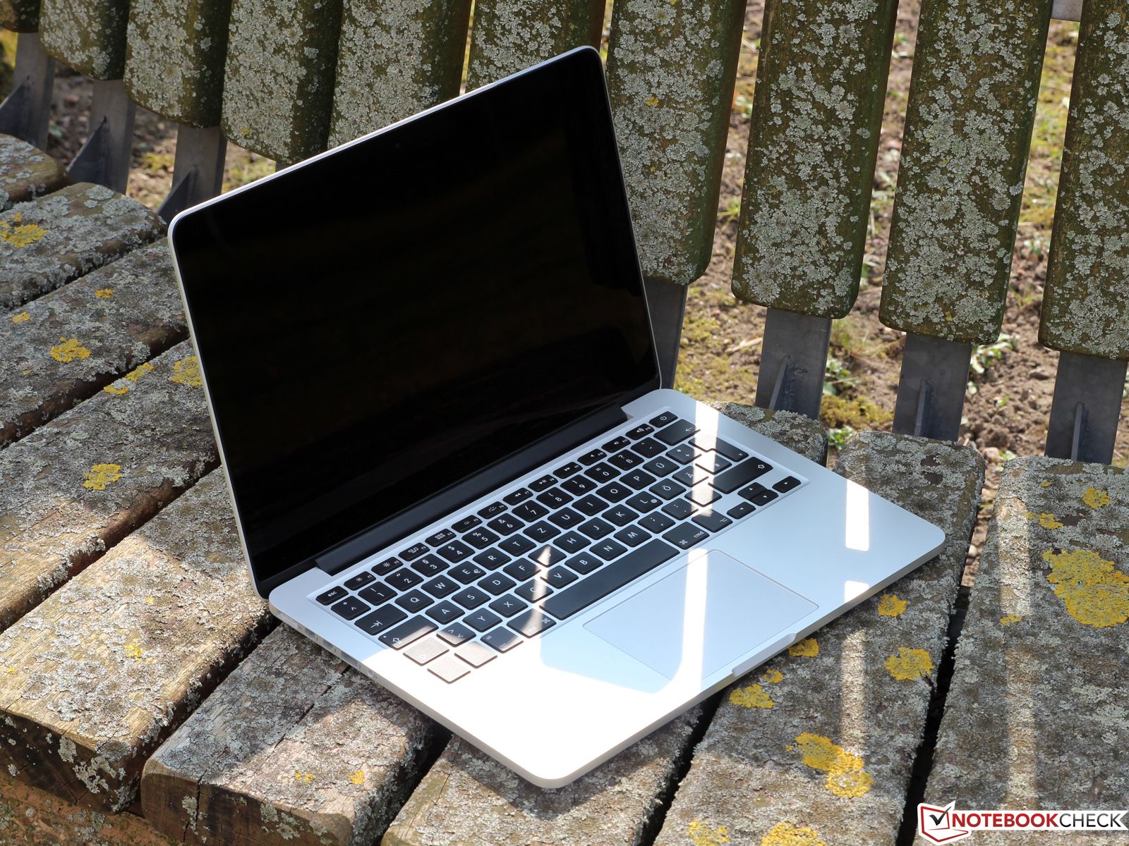 MacBook Pro 13 Inch 2015 - wallpaper.