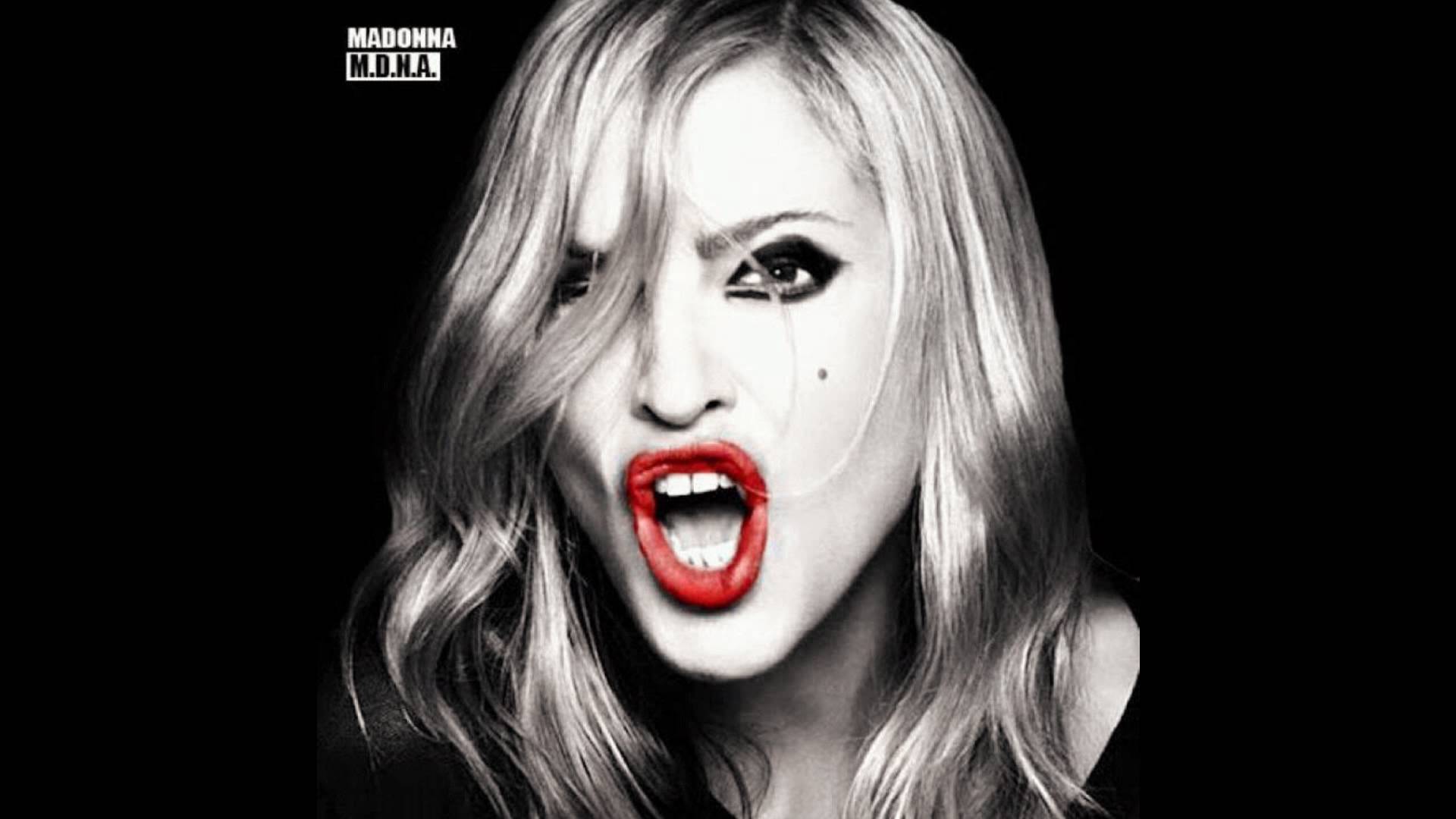 Madonna copia portada Born this way de Lady gaga (HD) - YouTube