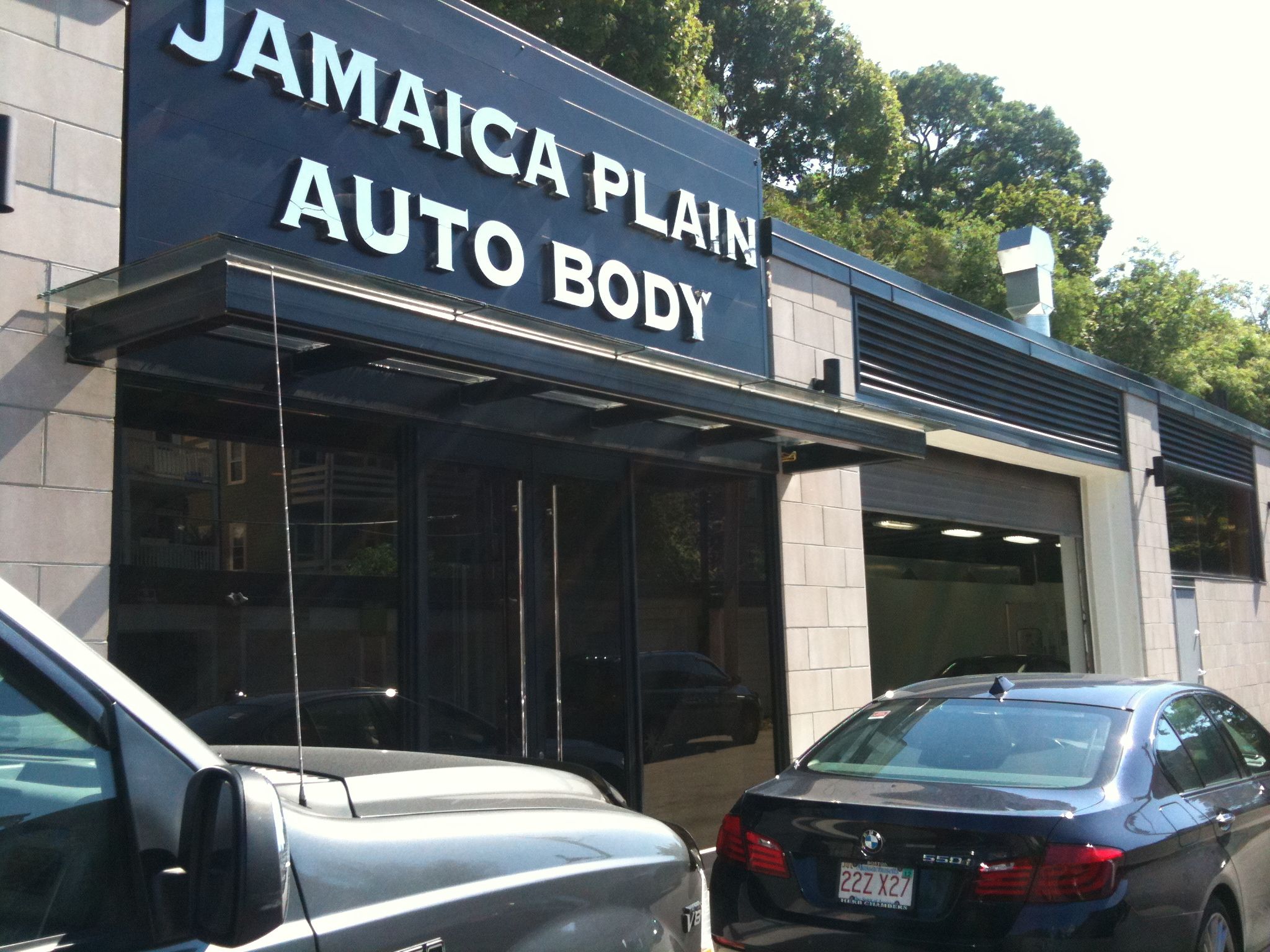Jamaica Plain Auto body Serving J.P., Brookline, Boston