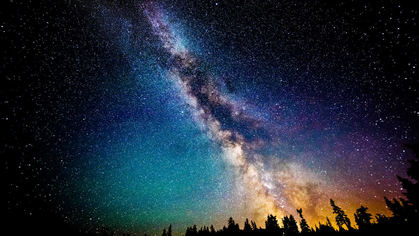 beautiful-night-sky-and-stars-photography-1366x768.jpg