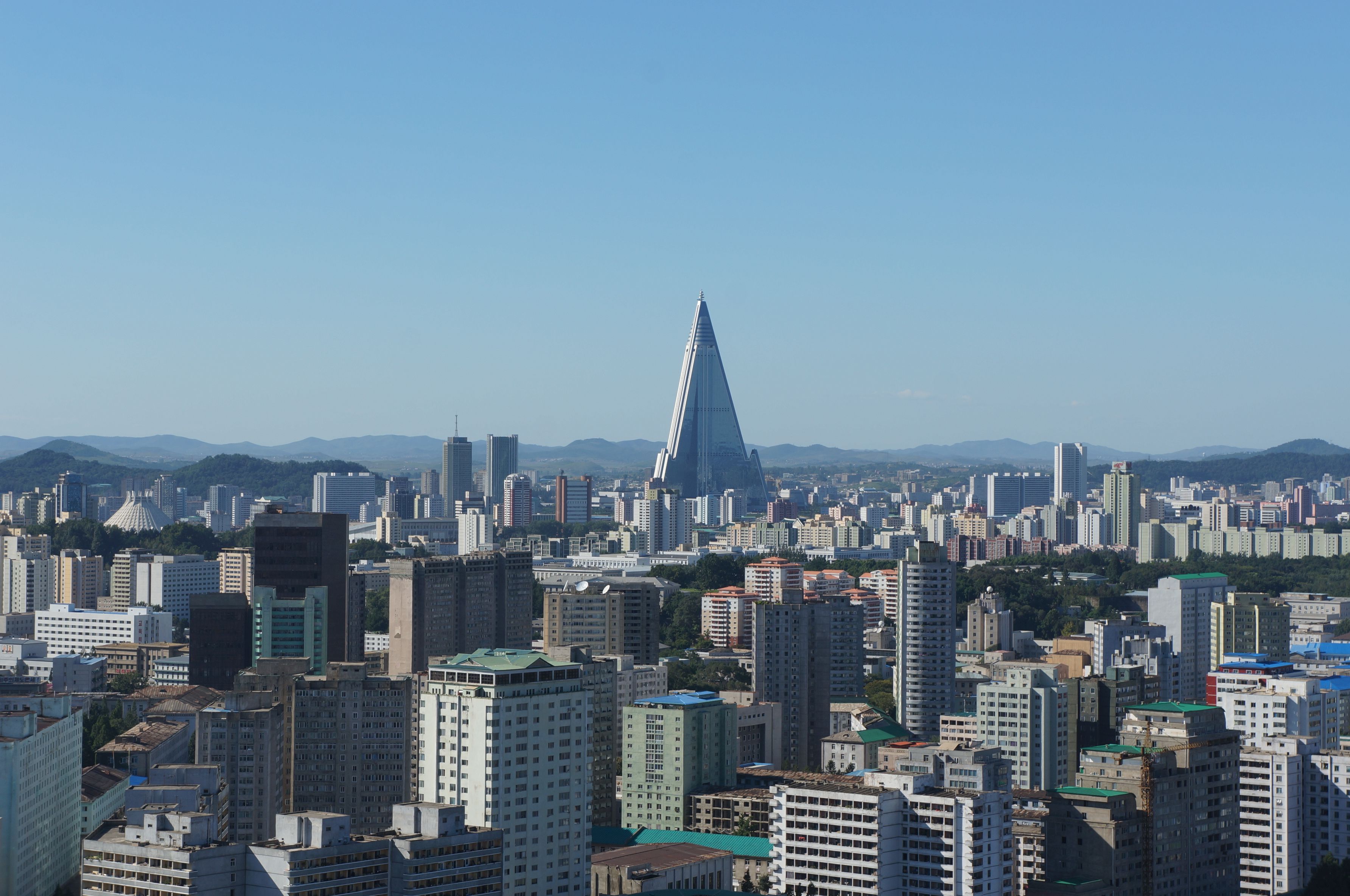 File:Pyongyang City - Ryugyong Hotel in Background (13913572409 ...