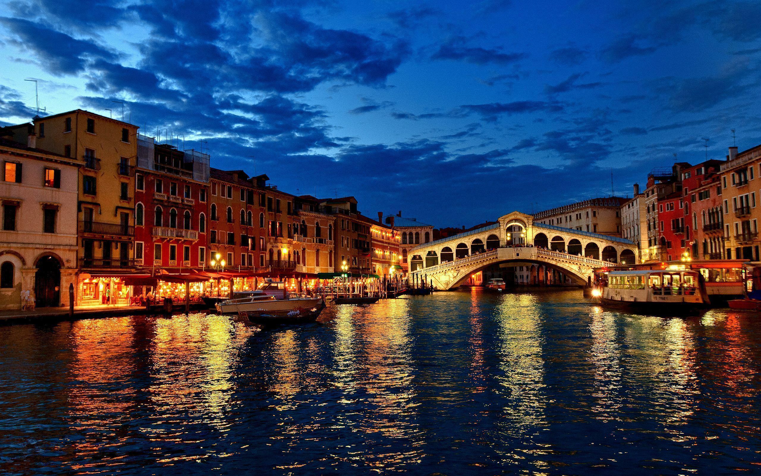 Venice at Night Wallpapers | Pictures