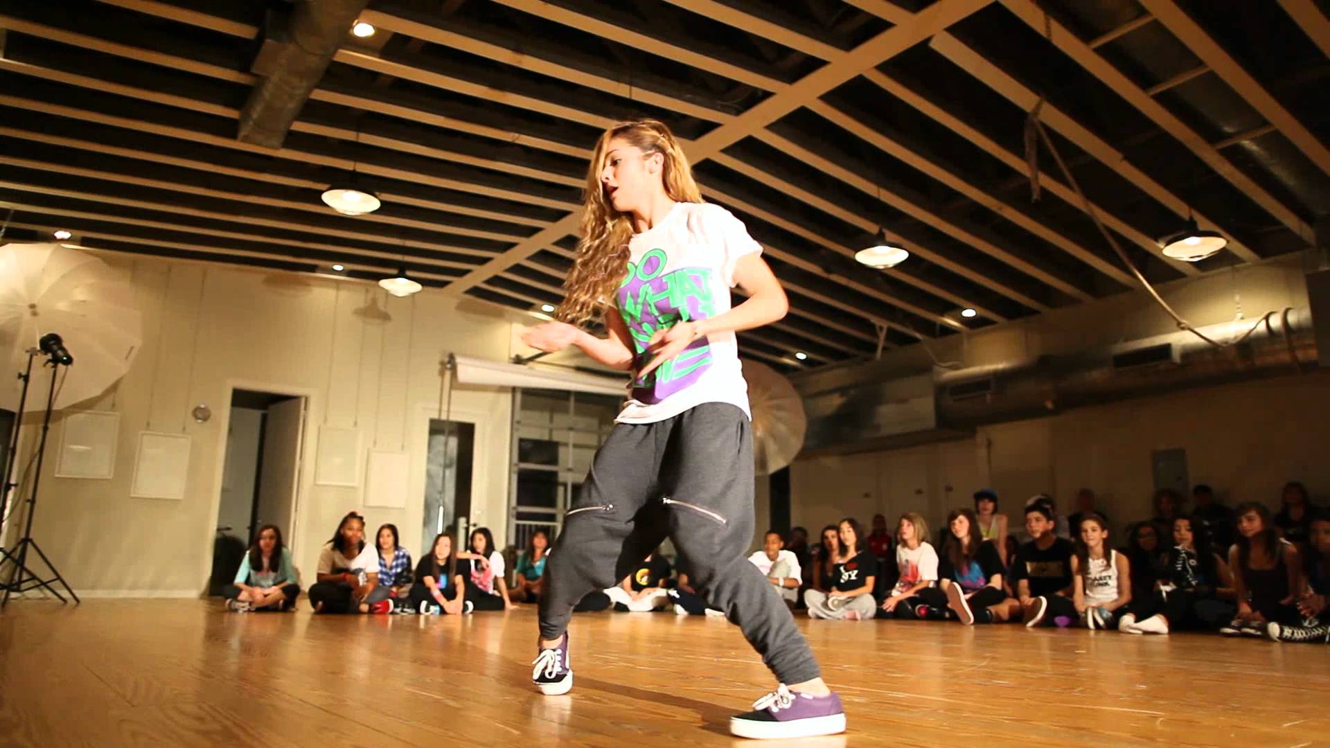 CHACHI GONZALES LIPS ARE MOVIN DANCE TUTORIAL on Vimeo
