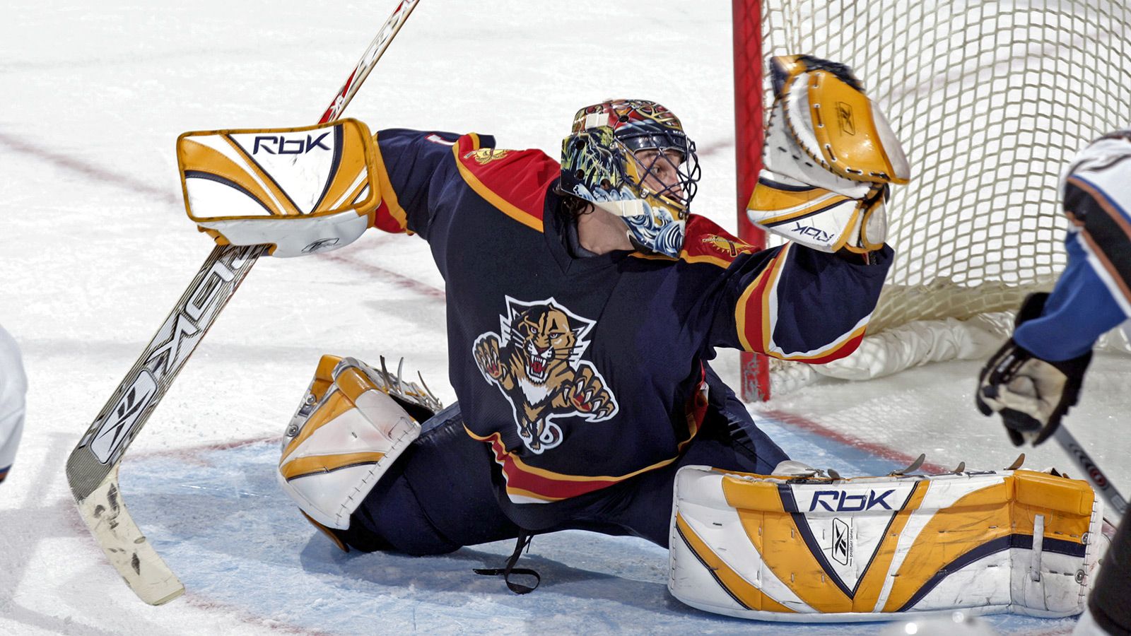 Confirmed with Link: Luongo (15% Retained), Prospect Traded Back ...
