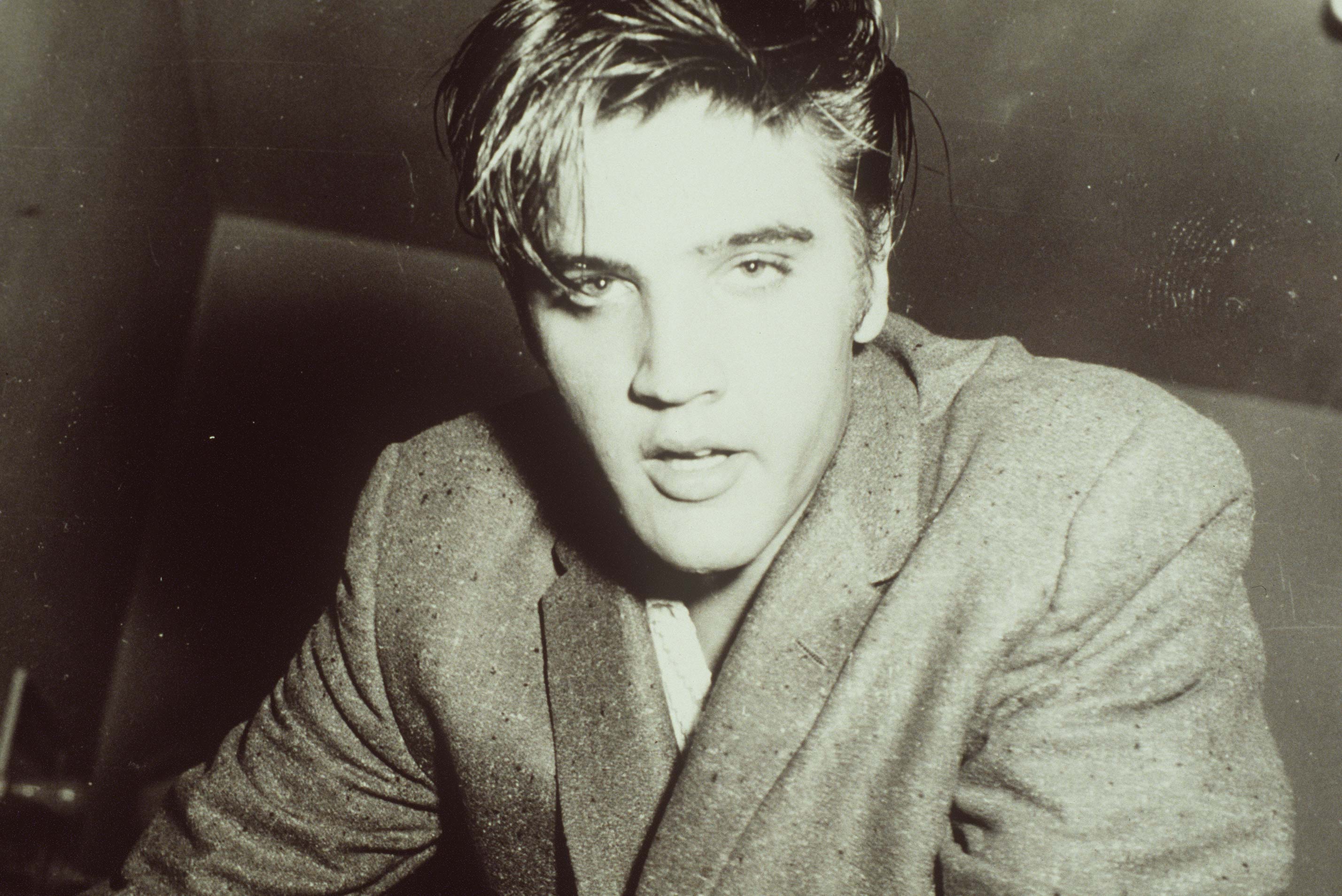 Elvis Presley rock men je wallpaper | 2857x1909 | 145555 | WallpaperUP