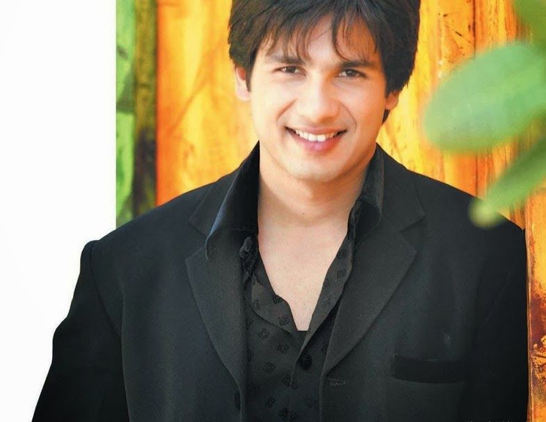 Shahid Kapoor Wallpapers Free Download - Find Quotes , Beautiful