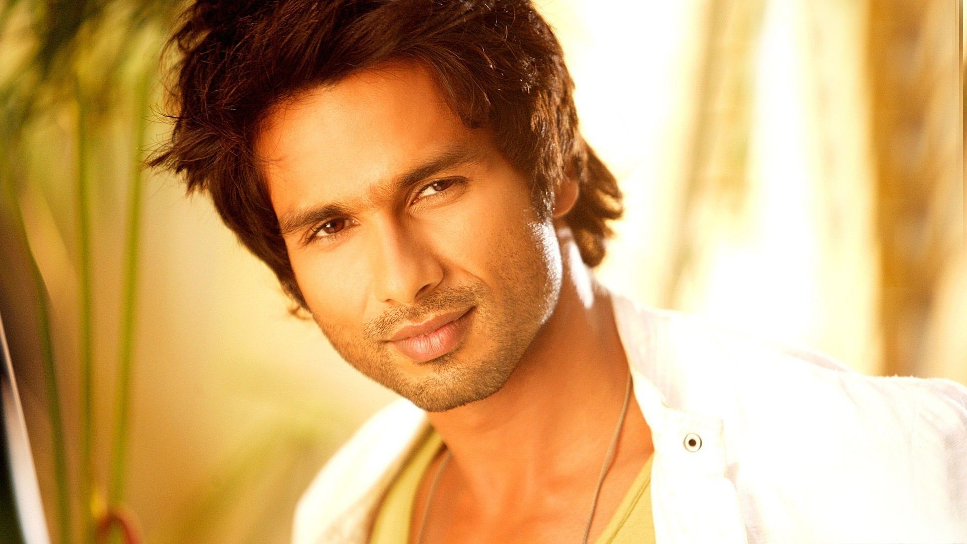 Shahid Kapoor Handsome boy pics Daily pics update HD