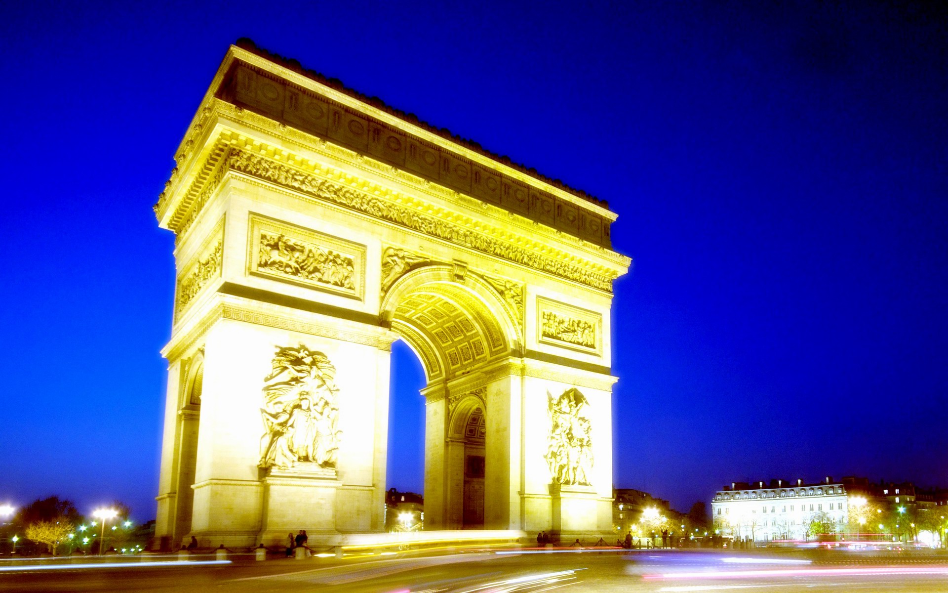 Arc De Triomphe Top Wallpaper | Travel HD Wallpapers