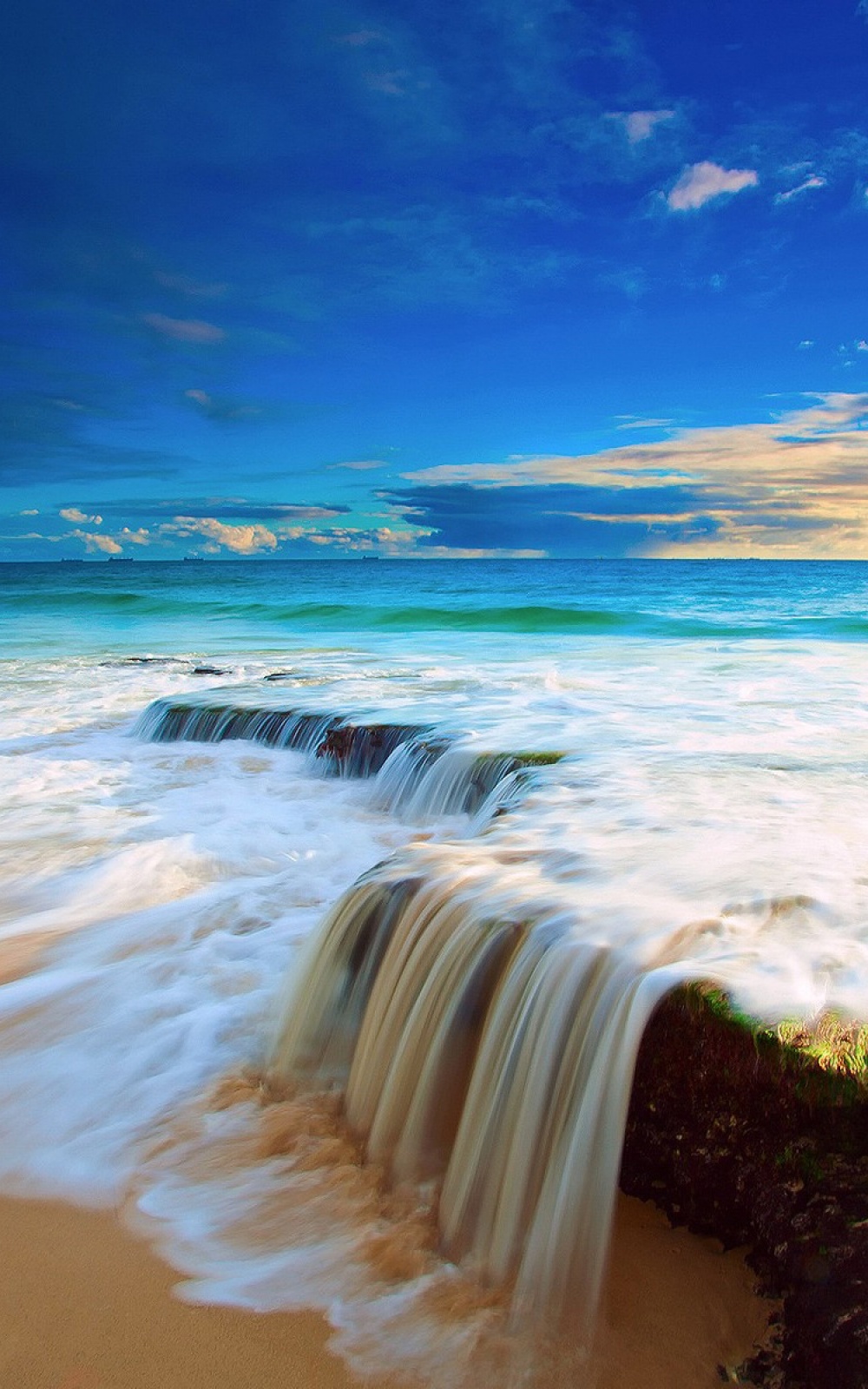 Beach Waves Landscape Android Wallpaper free download