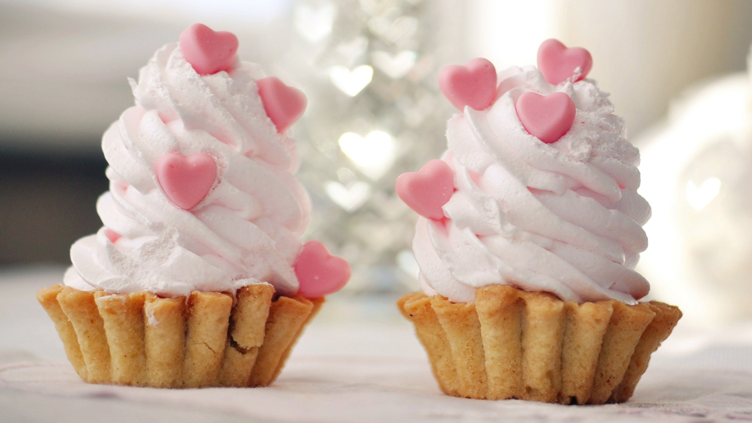 Download Cute Cupcakes Wallpaper 650 2560x1440 px High Resolution ...