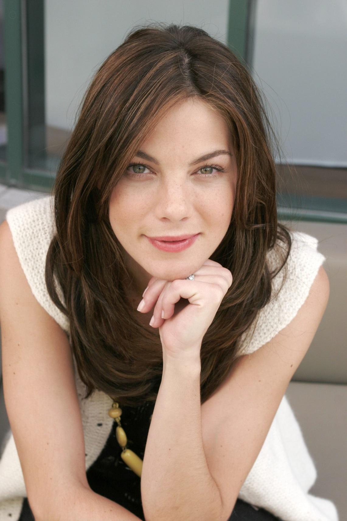 michelle-monaghan-hot-photo-wallpaper-f0496693322e47f2a1334bf7f1675289-large-190496.jpg
