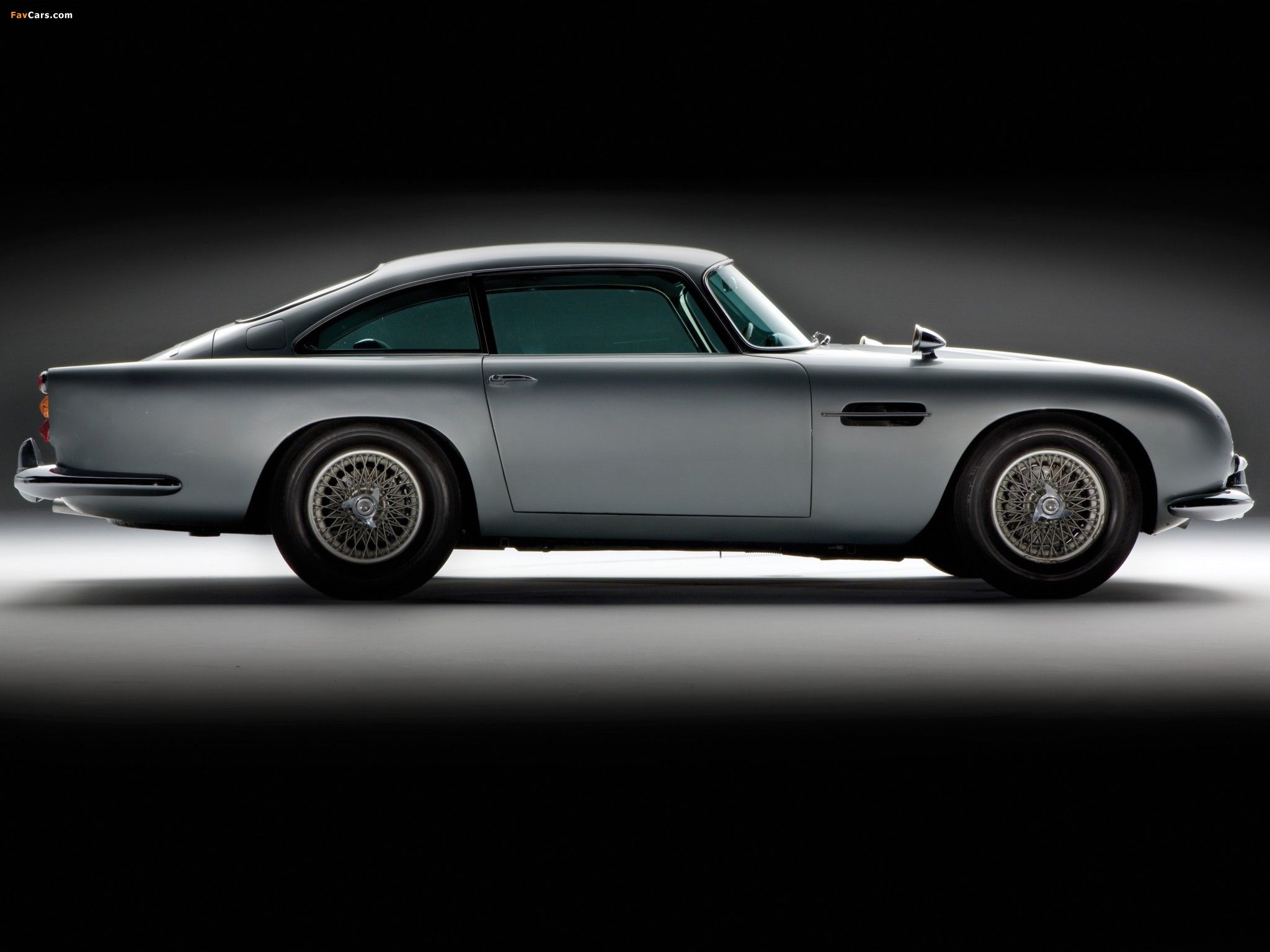 James Bond Aston Martin DB5 Wallpaper - image #71