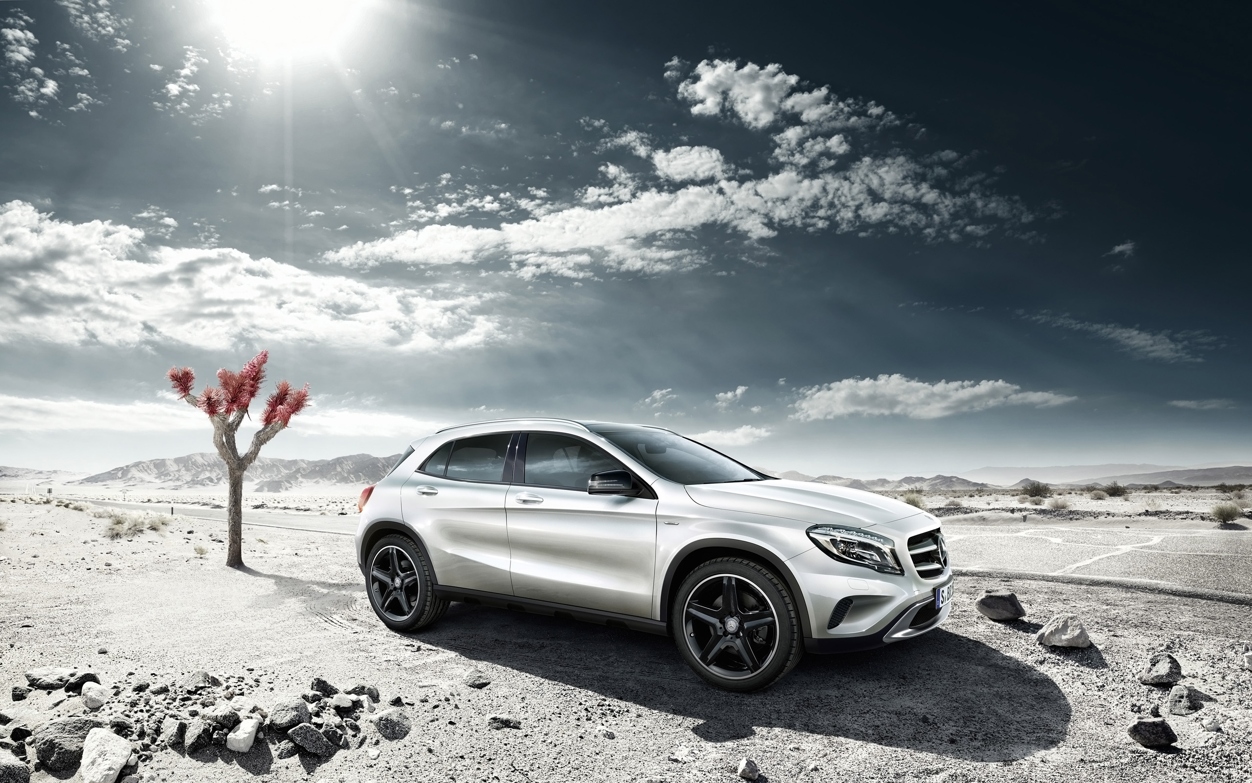 Mercedes Benz GLA HD Wallpaper - Car Wallpaper Hub