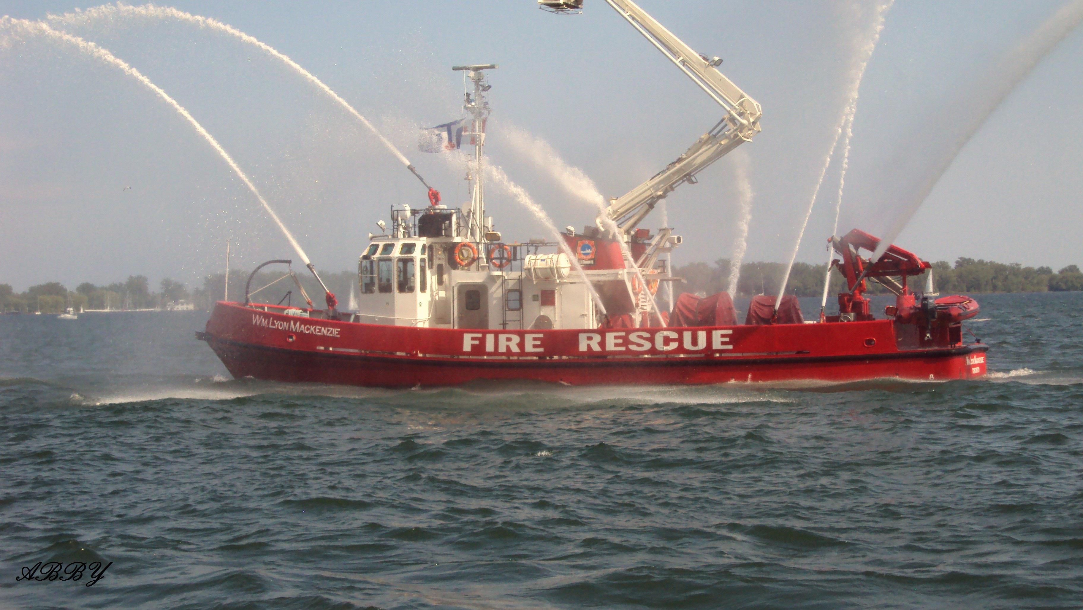 Fire rescue boats - (#104605) - High Quality and Resolution ...