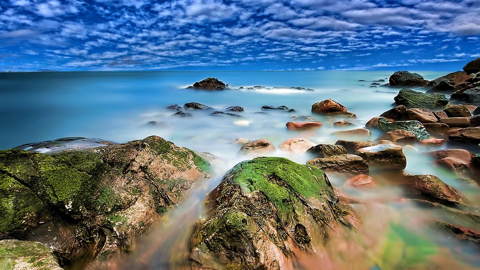 Seaside Beach and Blue Sky Wallpaper HD Download