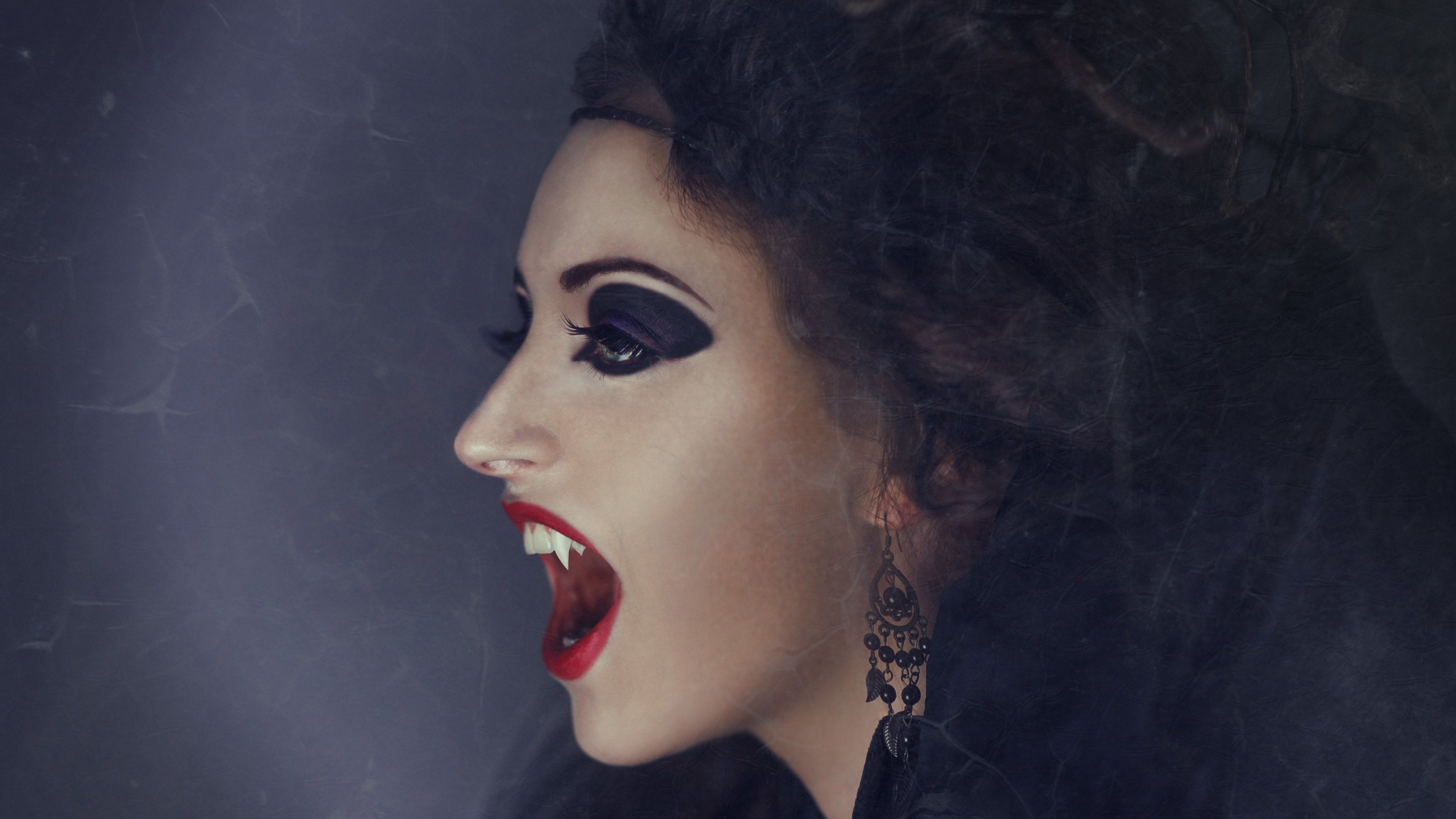 Witch Vampire Girl Halloween costume 2 UHD