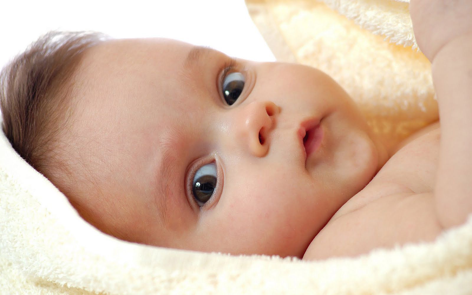 best top desktop baby wallpapers hd babies wallpaper picture image ...