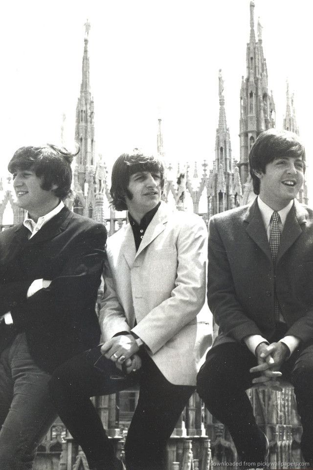 Download The Beatles In Milan Wallpaper For iPhone 4
