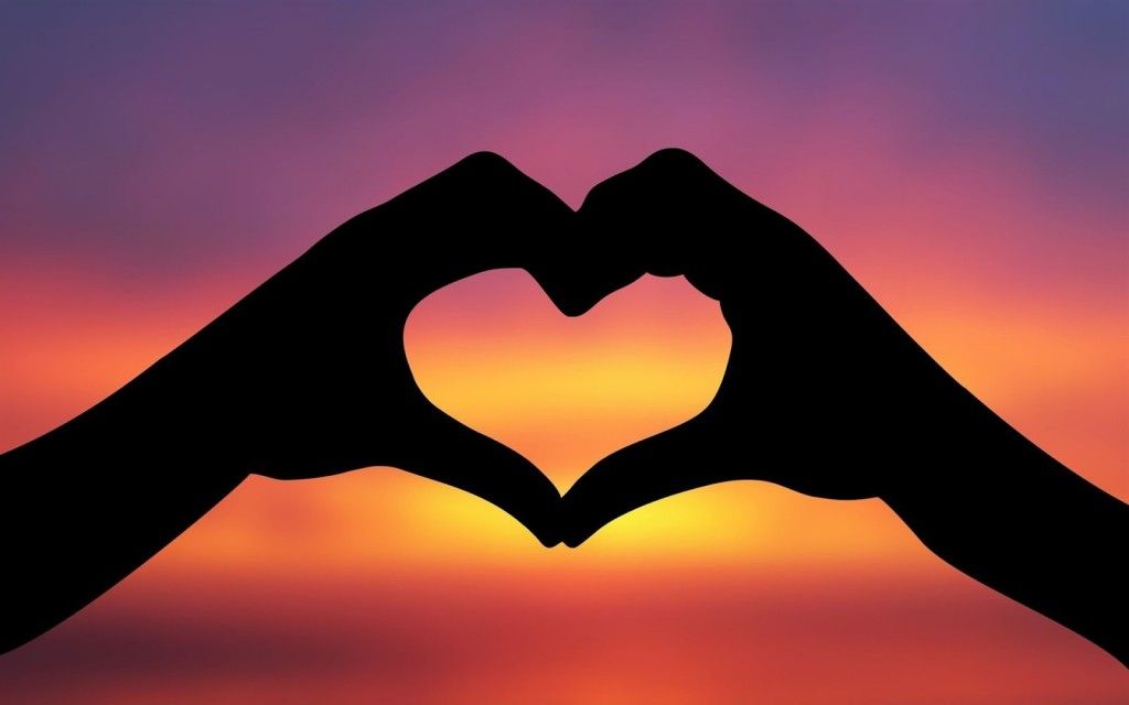 Heart Shaped Hand Love Wallpaper Desktop #8139 Wallpaper | High ...