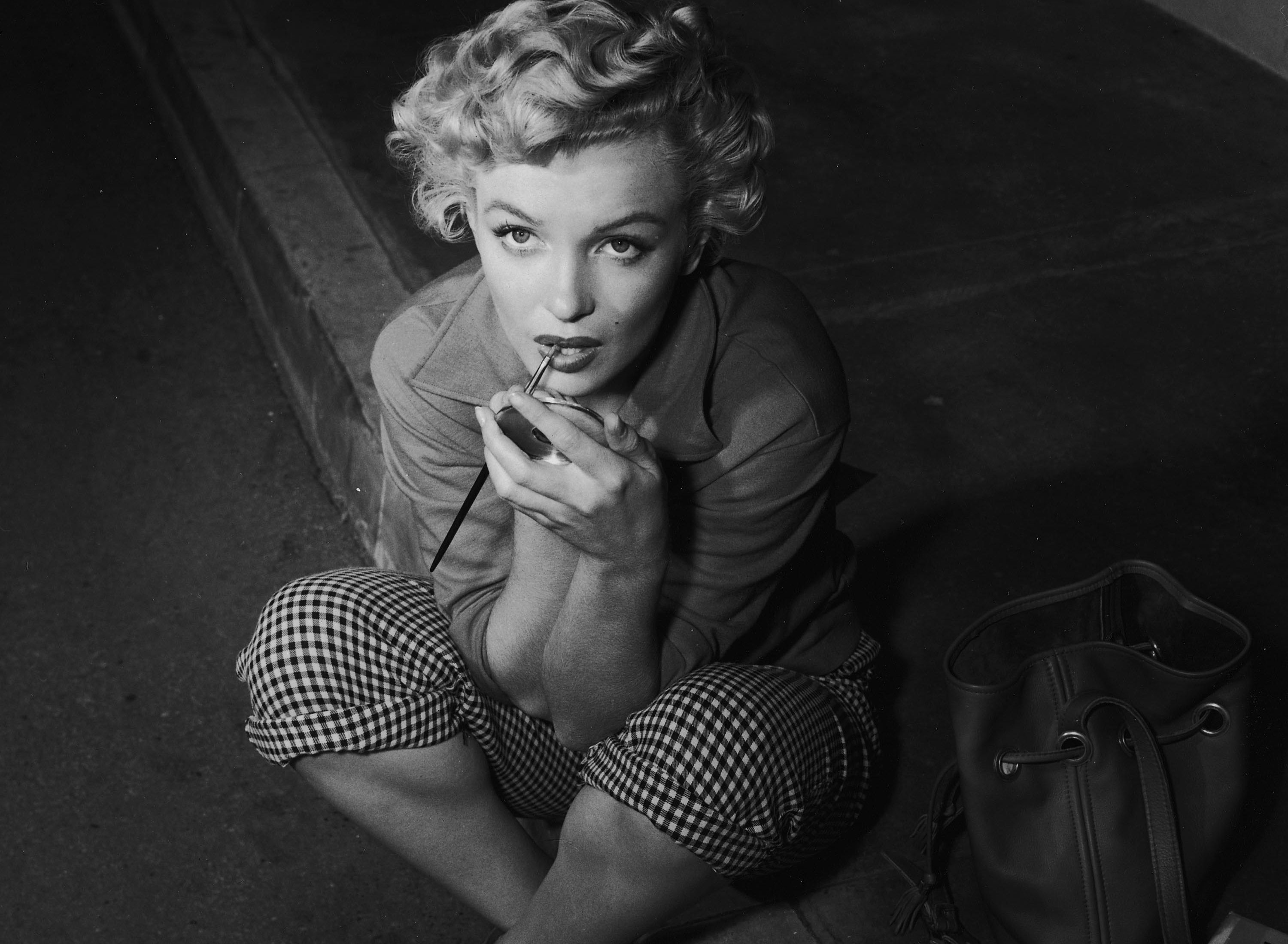 Marilyn-Monroe-HD-Wallpapers-Desktop-Computer.jpg