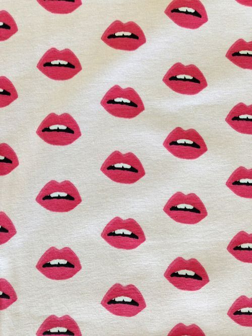 lip wallpapers - Google Search by kailee | We Heart It