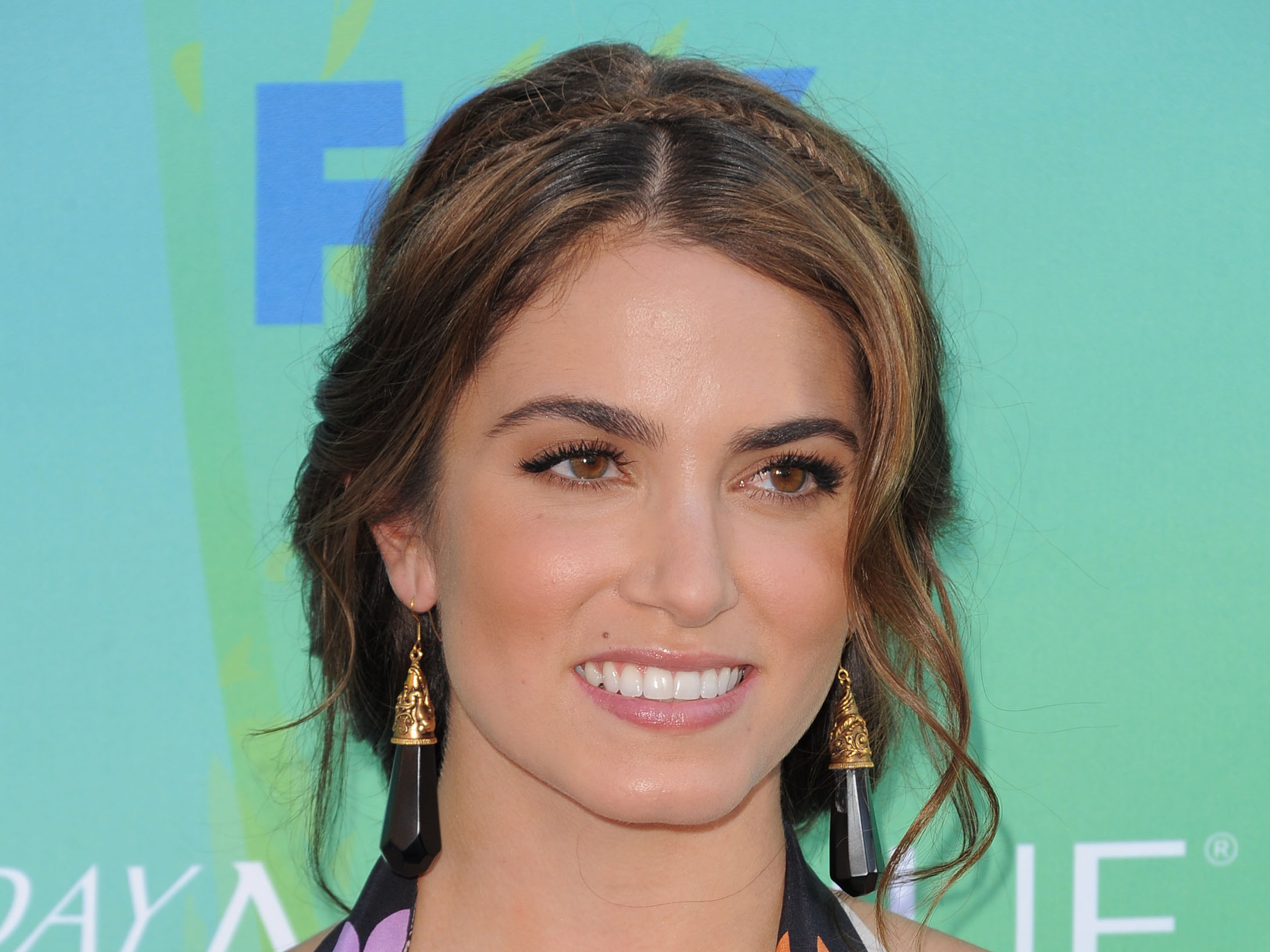 Nikki Reed HD Wallpapers And Photos download