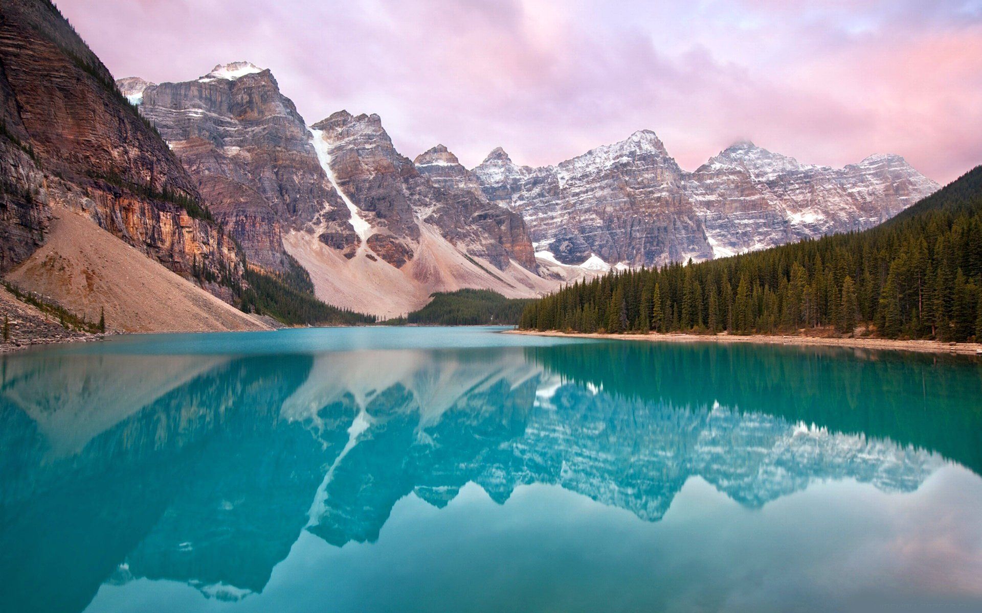 Mountain Lake Desktop Wallpaper – Daily Backgrounds in HD