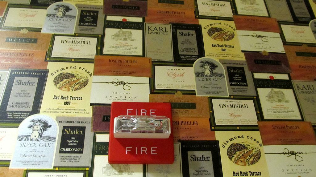 Wine Label Wallpaper Flickr - Photo Sharing