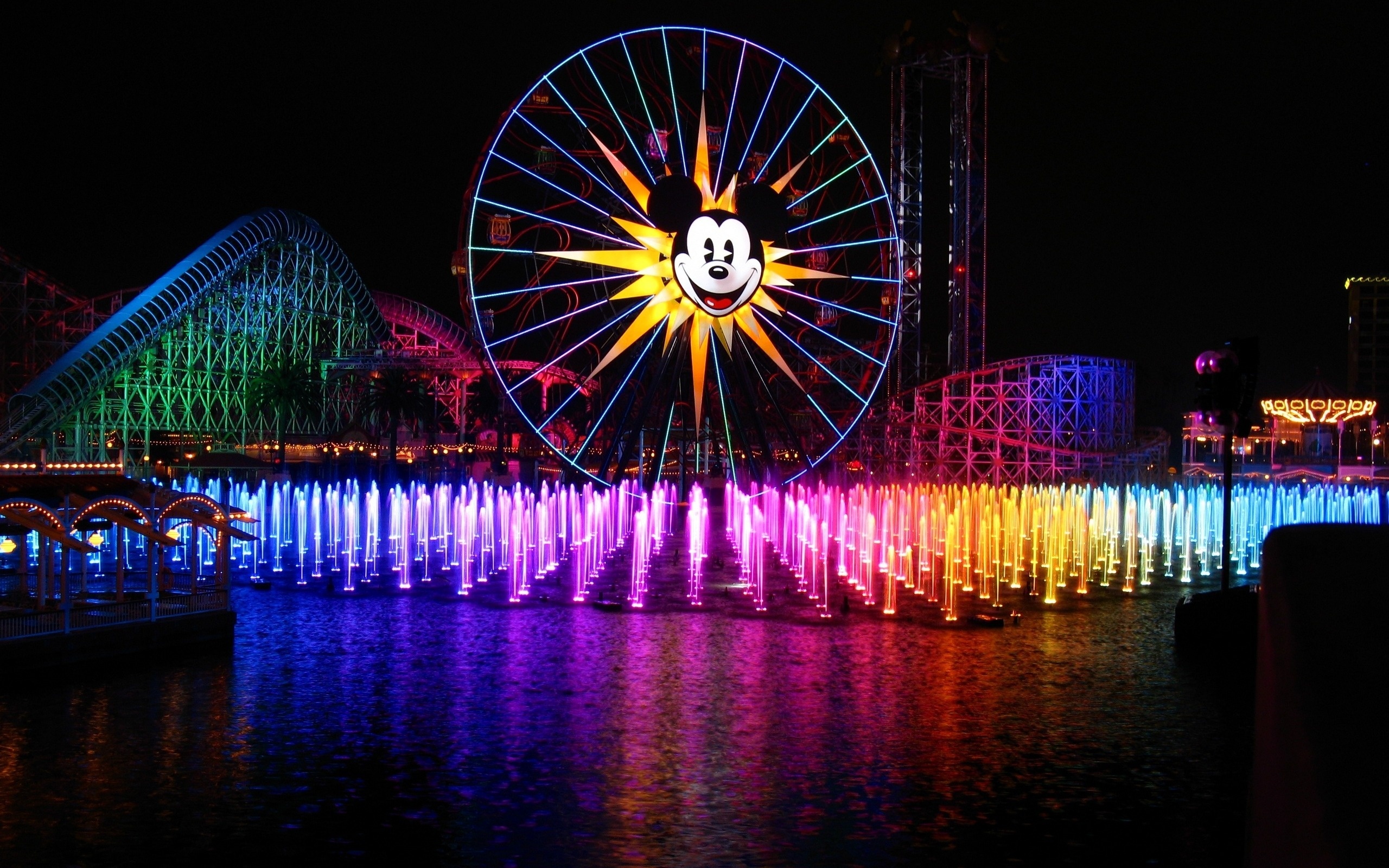 Book special World of Color Dining Packages for the 24 hour