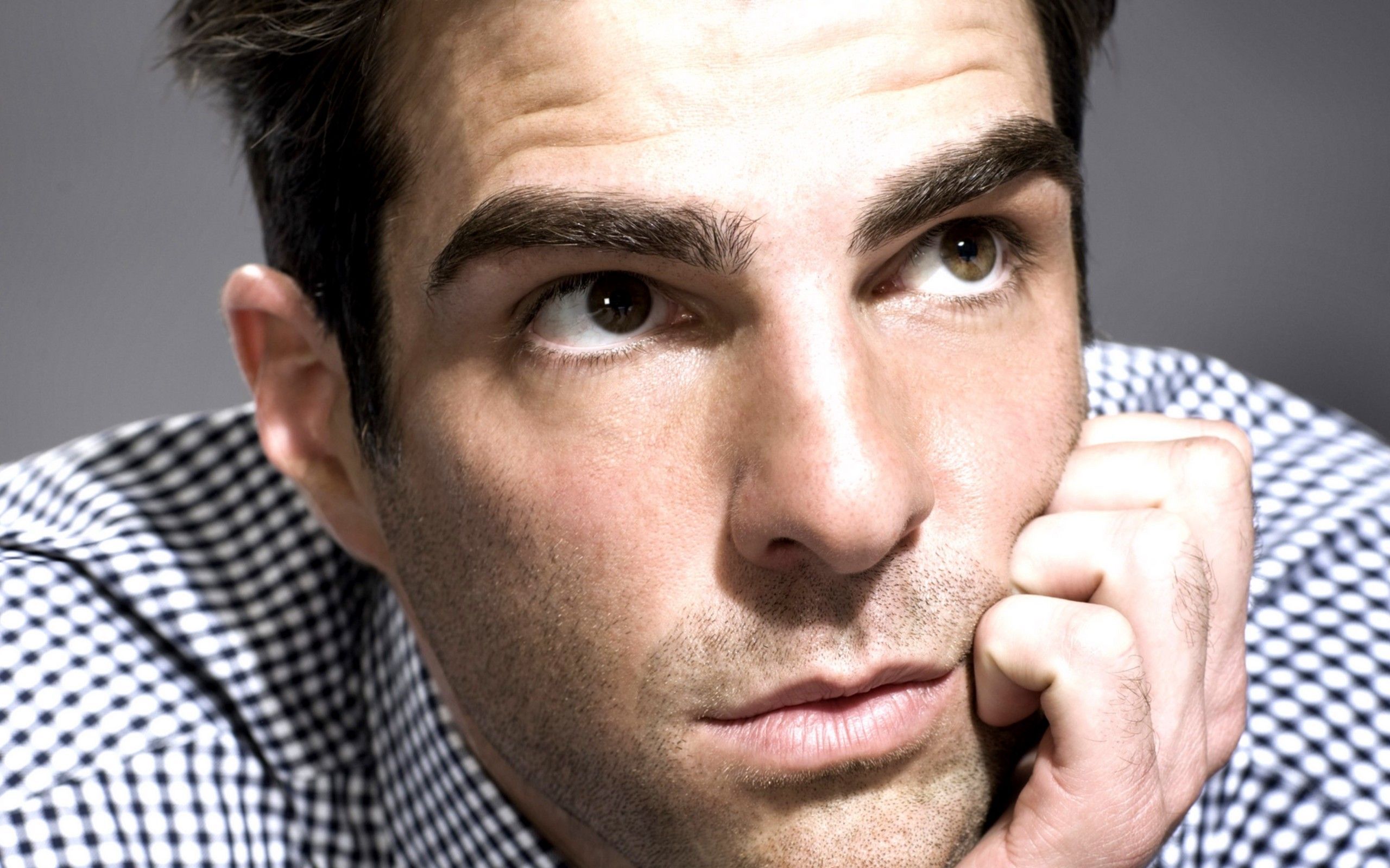 Zachary Quinto Wallpapers 1