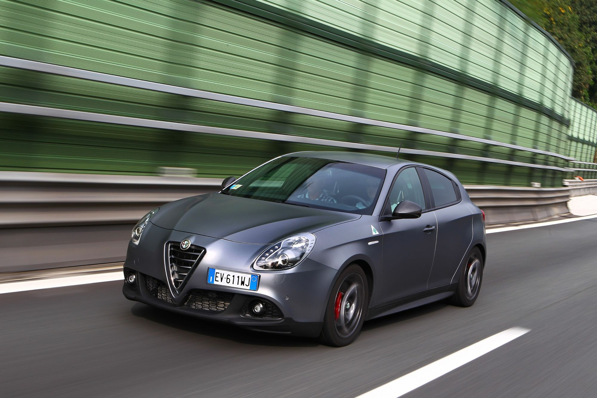 Images Of Alfa Romeo Giulietta Sprint Free Wallpapers Background ...