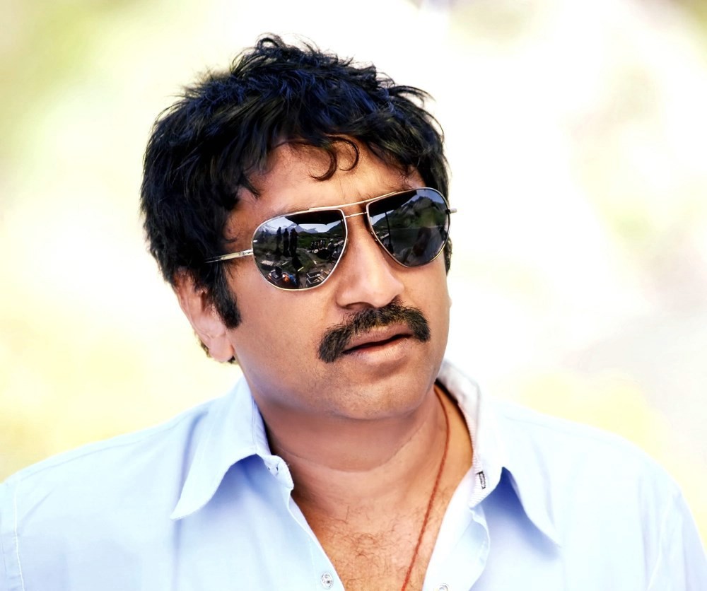 Srinu Vaitla photos, pictures, stills, images, wallpapers, gallery