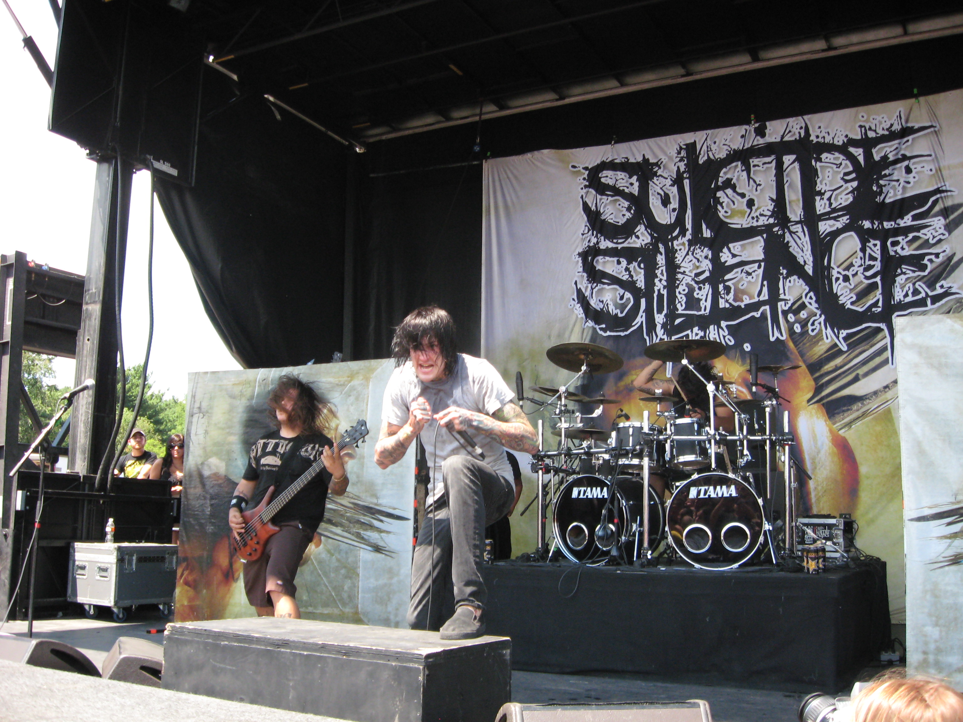 Suicide Silence - Wikipedia, the free encyclopedia