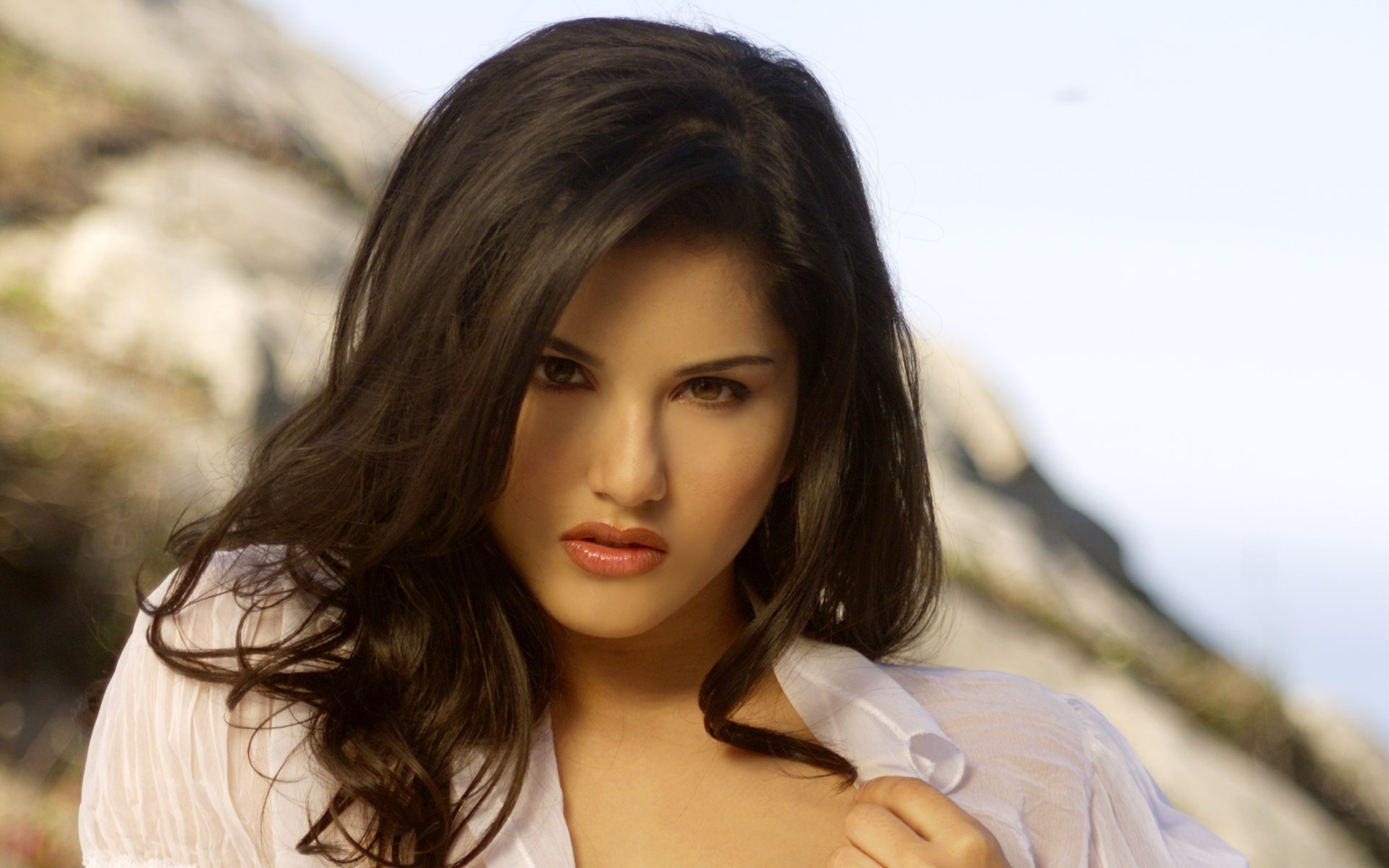 Sunny Leone Hd Wallpapers Collection 47