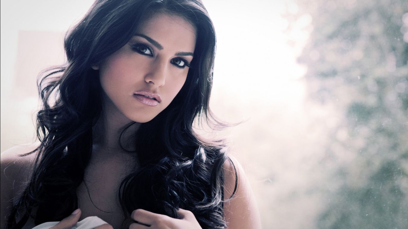 Web Babe Sunny Leone Wallpapers | HD Wallpapers