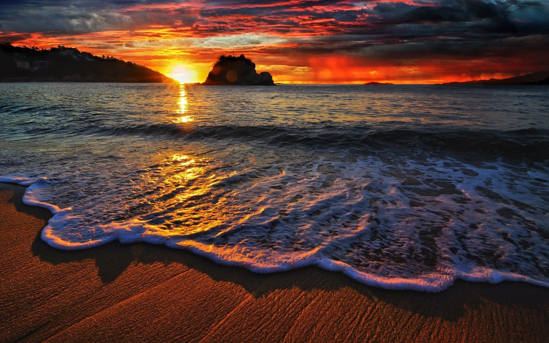 10 Best Beach Sunset Desktop WallpapersFreeCreatives