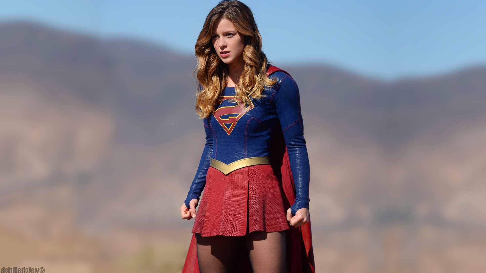 12 Supergirl HD Wallpapers