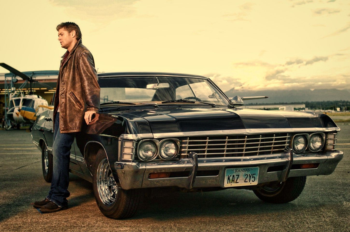 Dean and the Impala - Supernatural Wallpaper (37145761) - Fanpop