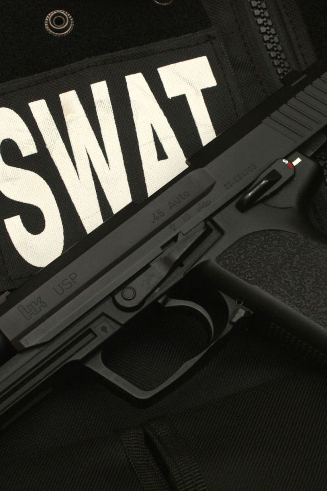 Download Wallpaper 640x960 Swat, Pistol, Gun, Bulletproof vest ...