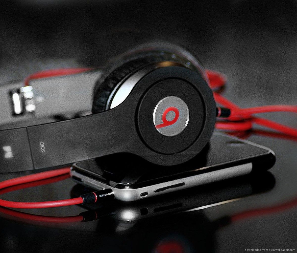 Download Beats Solo HD And iPhone Wallpaper For Samsung Galaxy Tab