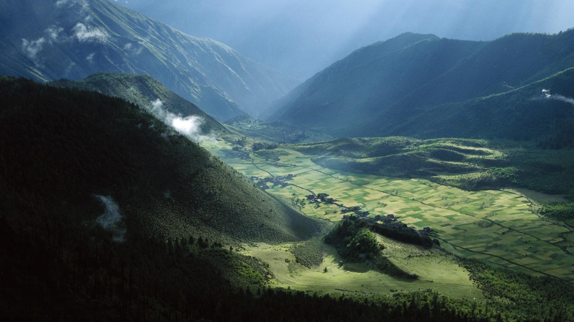 Agricultural Fields and Village Tibet HD Wallpaper - Creative Pics